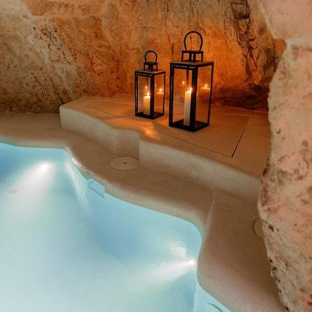 Bed and Breakfast Alesia Luxury Cave Остуні Екстер'єр фото